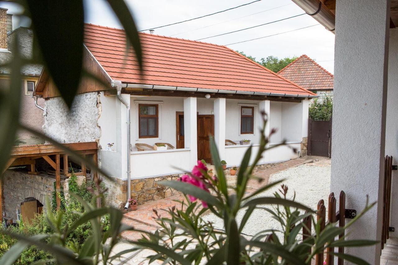 Tokaj Hill Panorama Guesthouse زيرينس المظهر الخارجي الصورة